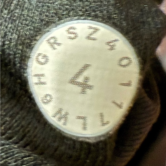 Lululemon Align Crop *19” Black | Rare Original 2017 Edition | Size 4 - Picture 8 of 8